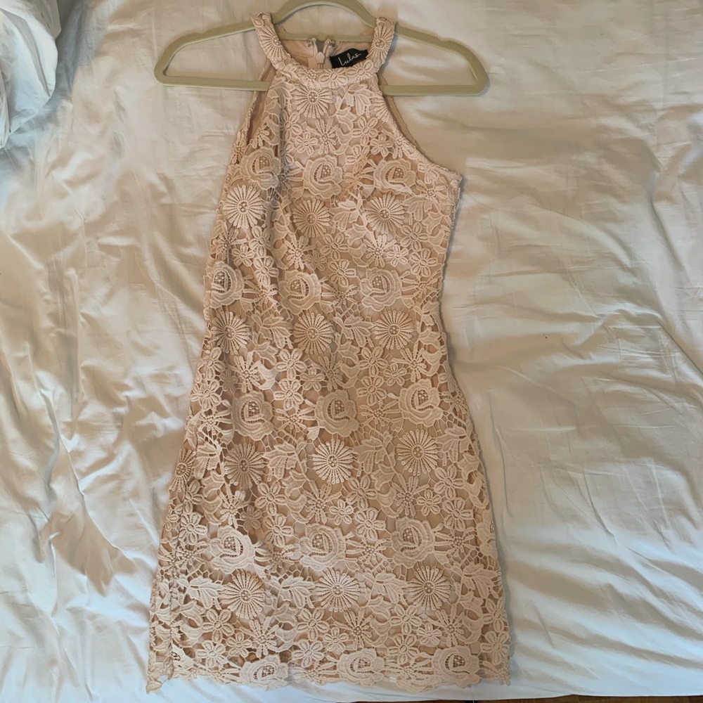 LULUS LIGHT PINK FLORAL DRESS (WORN ONCE)!!